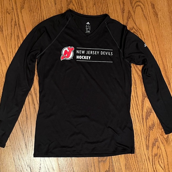 NJ DEVILS NHL Adidas Climalite Long Sleeve Shirt Size Small - Picture 1 of 1